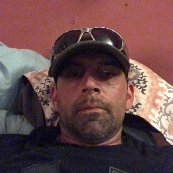 Meet your Posher, Dustin - Picture 1 of 2